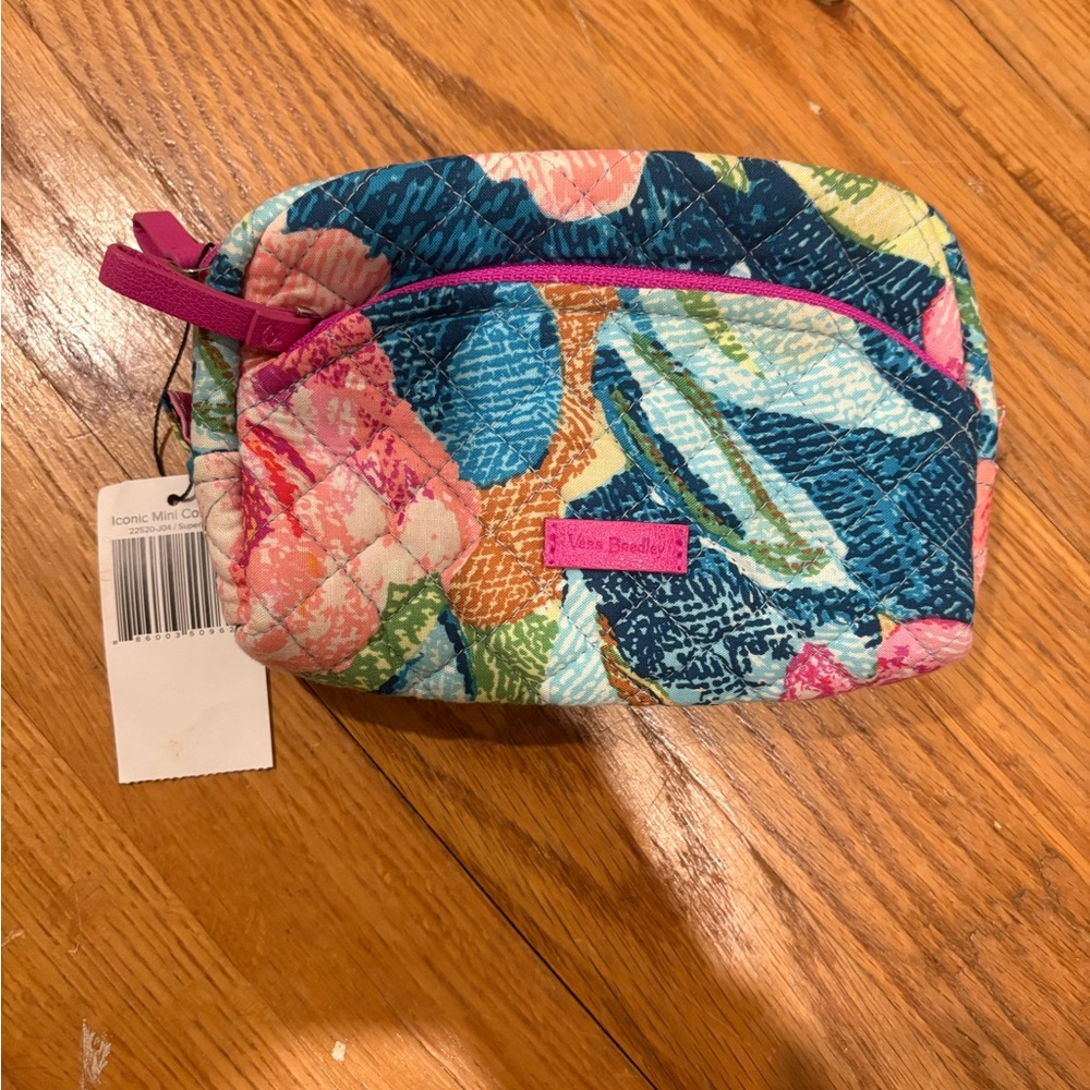 Vera Bradley Superbloom Iconic Mini Cosmetic in Retired NWT - Picture 1 of 7